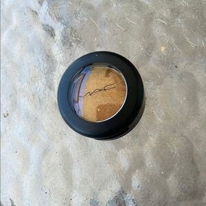 MAC Jingle Bail Bronze